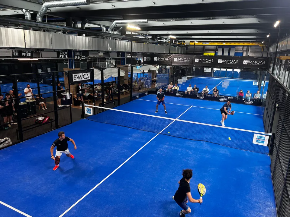 Padelplätze bei Padel House Studen