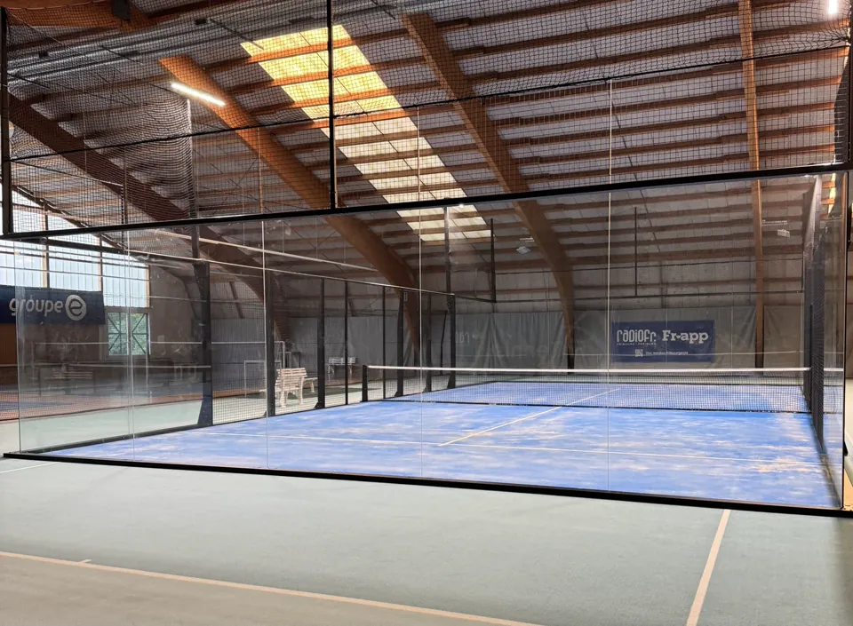 Padelplätze bei Tennis Agy — padel